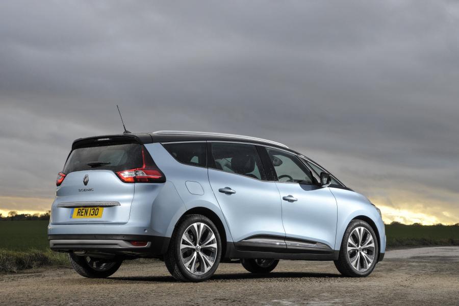  Renault Grand Scenic 2016 года  (UK) (фото 15 из 32)